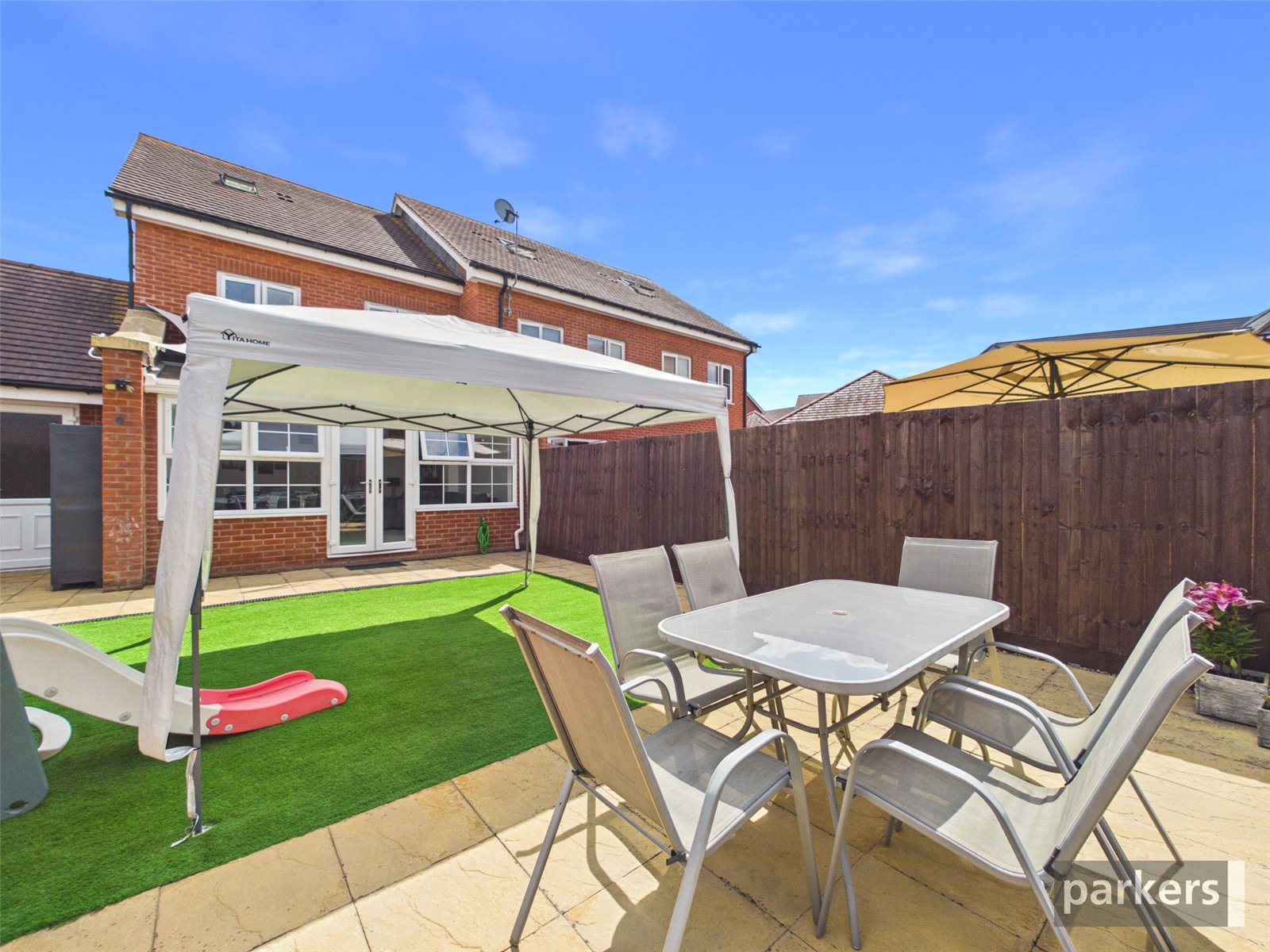 3 bedroom House for sale in Woodley, Reading, Berkshire