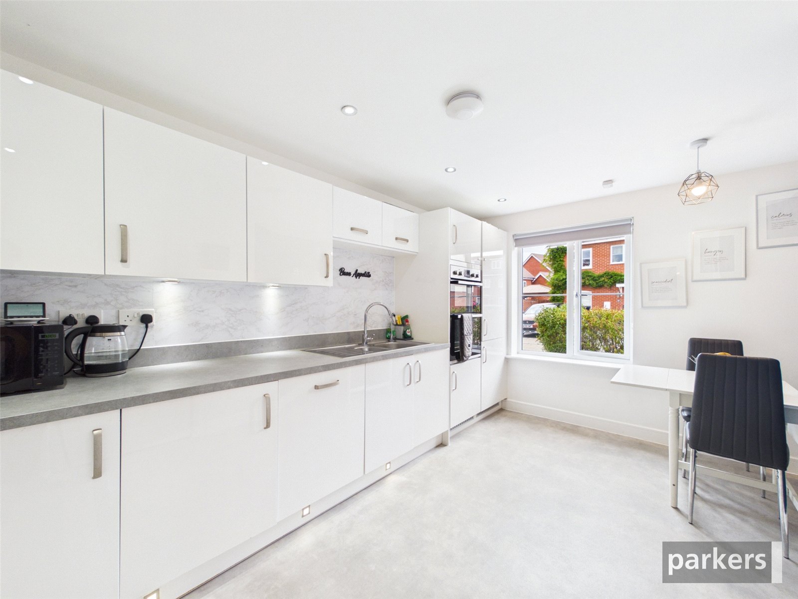 3 bedroom House for sale in Woodley, Reading, Berkshire
