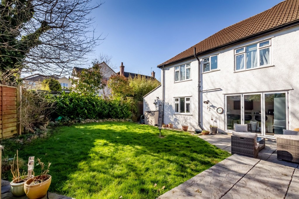 Embercourt Drive, Backwell, BS48