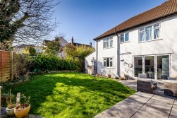 Embercourt Drive, Backwell, BS48
