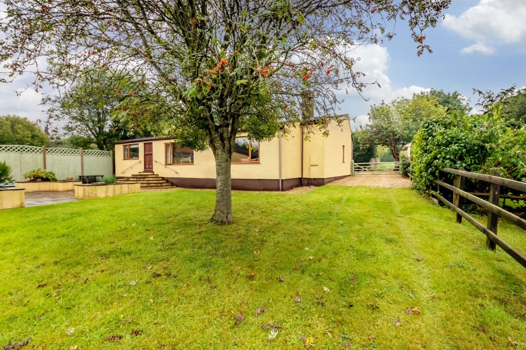 Farleigh Road, Backwell, BS48