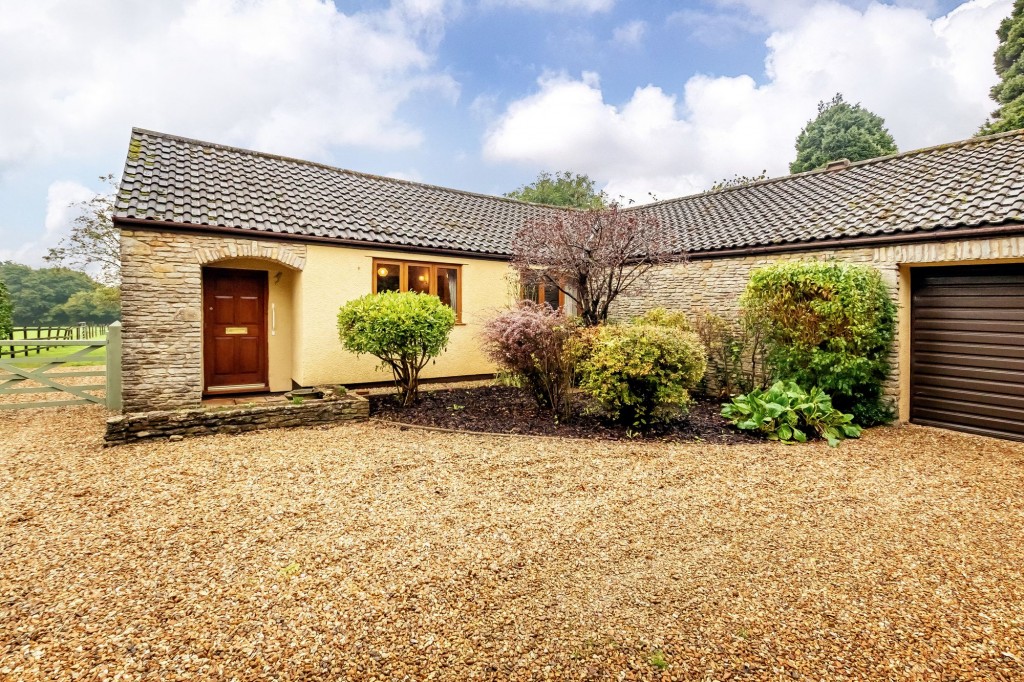 Farleigh Road, Backwell, BS48