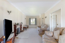 Garstons Close, Wrington, BS40