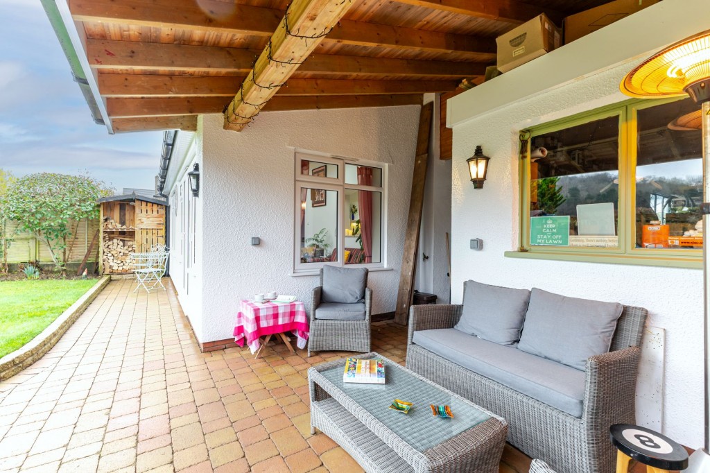 Oakleigh Close, Backwell, BS48