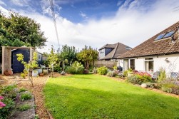 Oakleigh Close, Backwell, BS48