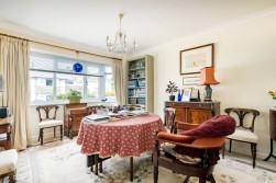 Oakleigh Close, Backwell, BS48