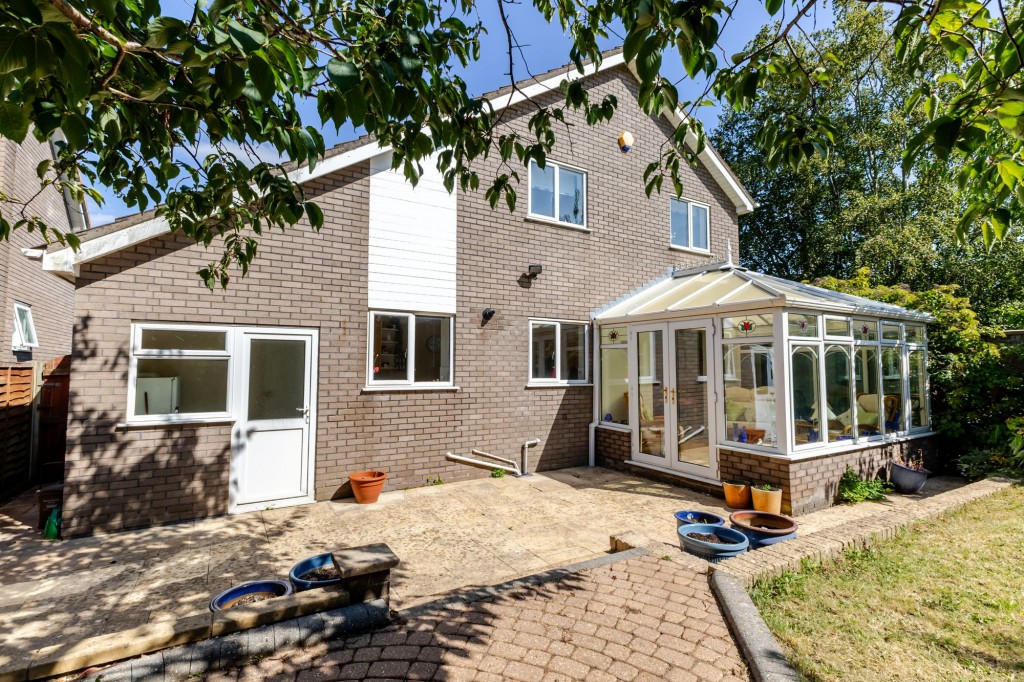 Sedgemoor Close, Nailsea, BS48