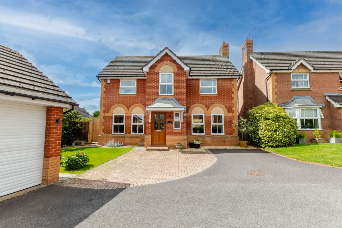 Sawyers Close, Wraxall, BS48