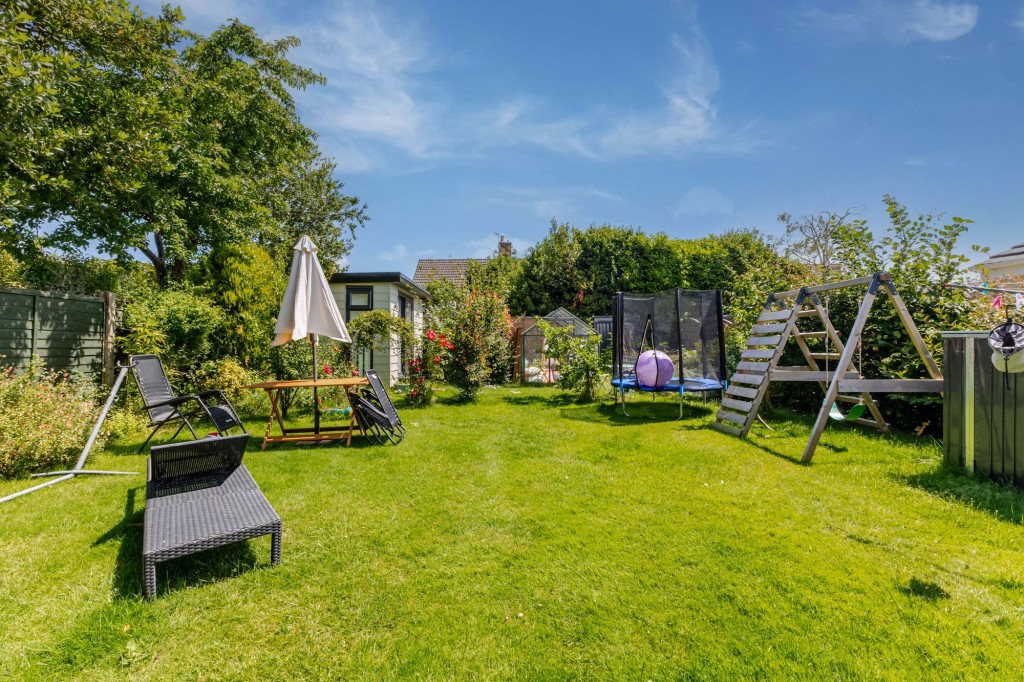 Hillcrest Road, Nailsea, BS48