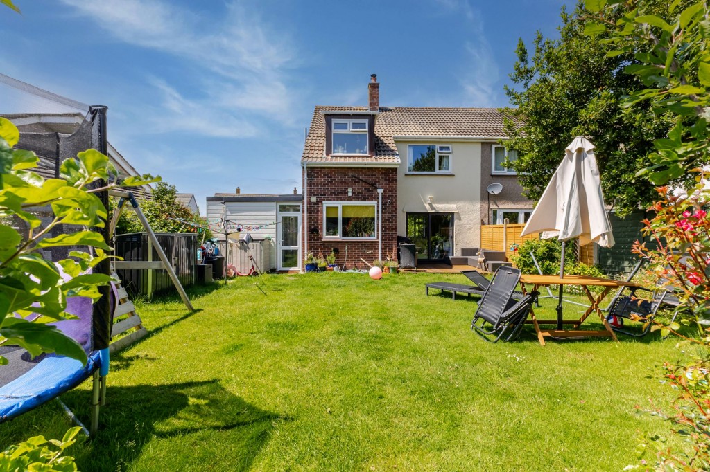 Hillcrest Road, Nailsea, BS48