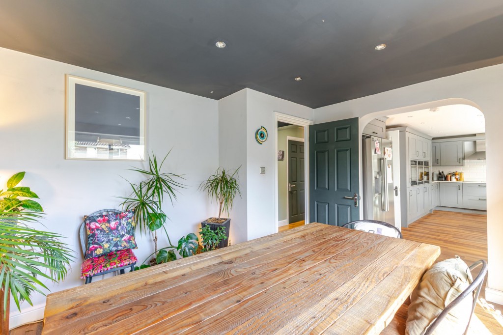 Four Acres Close, Nailsea, BS48