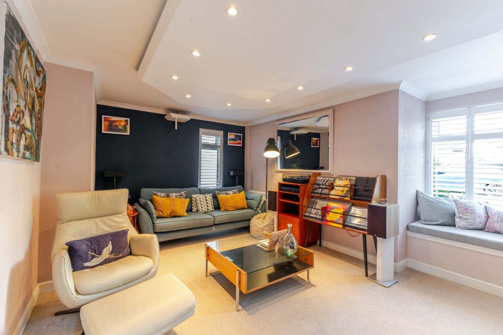 Four Acres Close, Nailsea, BS48