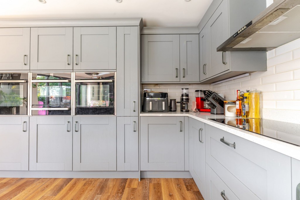 Four Acres Close, Nailsea, BS48