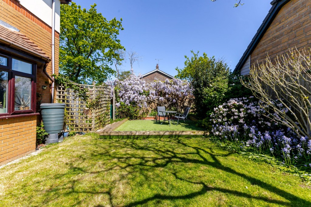 Russett Grove, Nailsea, BS48