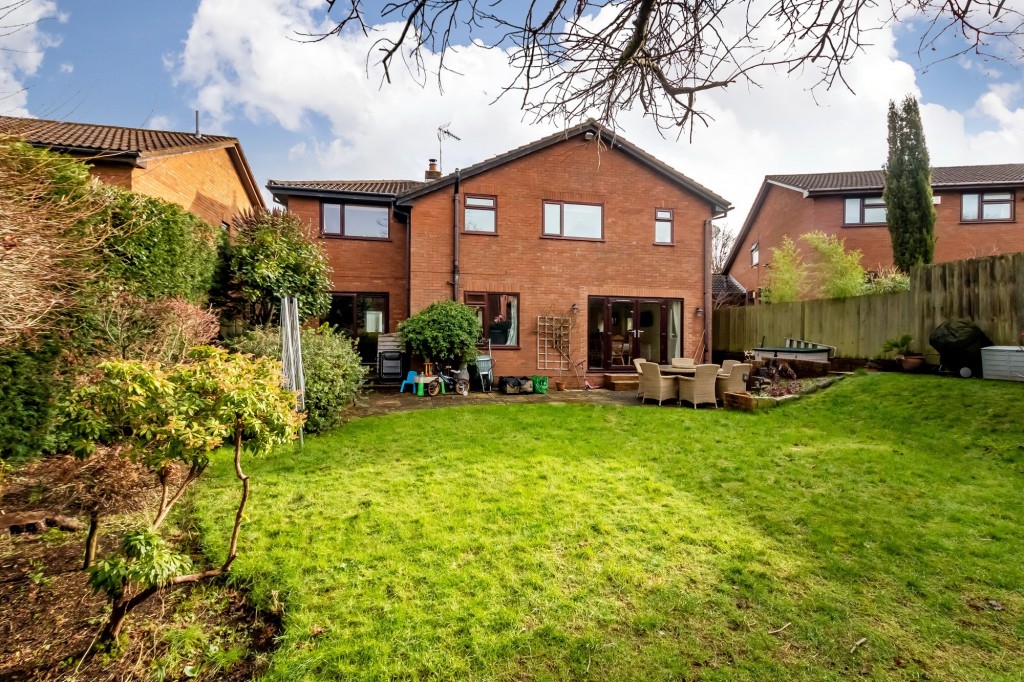 Harptree Close, Nailsea, BS48