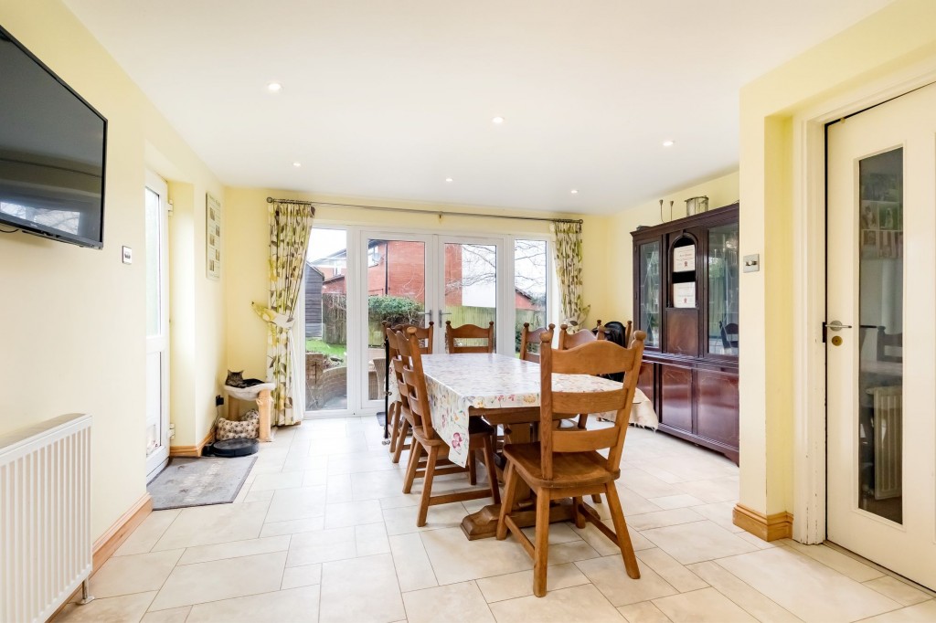 Harptree Close, Nailsea, BS48