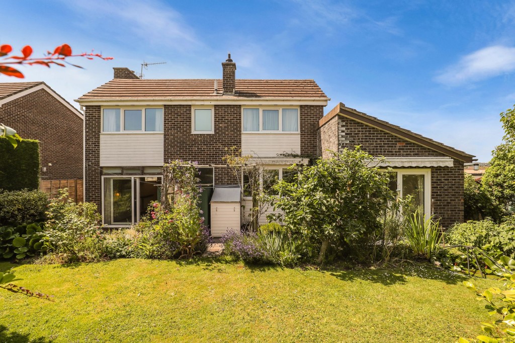 Amberlands Close, Backwell, BS48