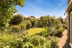 Amberlands Close, Backwell, BS48
