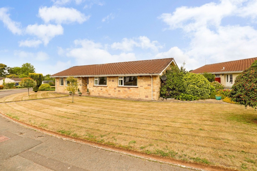 Karen Drive, Backwell, BS48