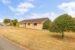 Karen Drive, Backwell, BS48