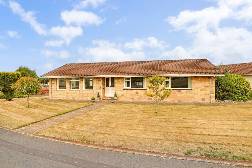 Karen Drive, Backwell, BS48