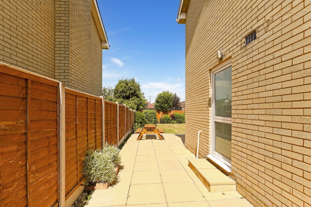 Amberlands Close, Backwell, BS48