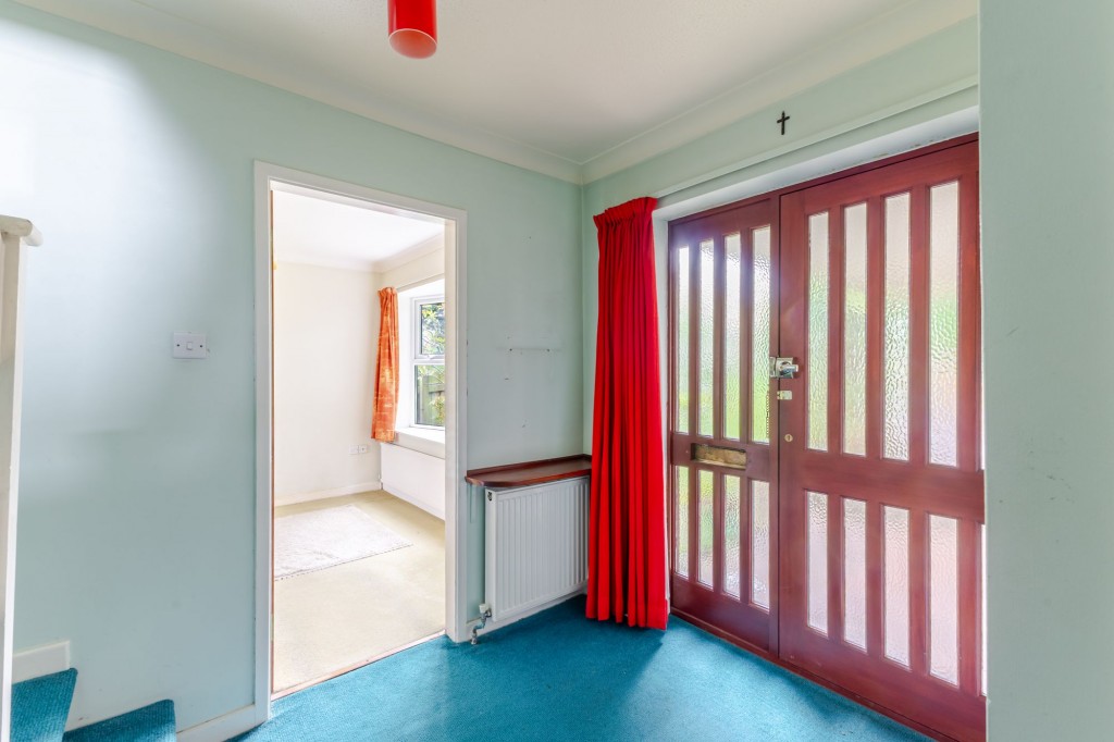 Uncombe Close, Backwell, BS48