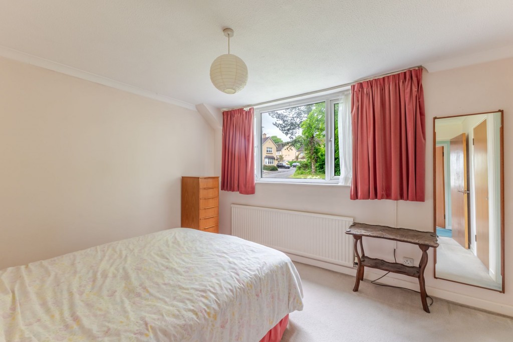 Uncombe Close, Backwell, BS48