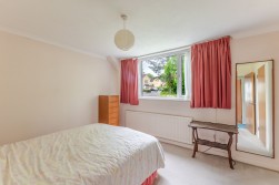 Uncombe Close, Backwell, BS48