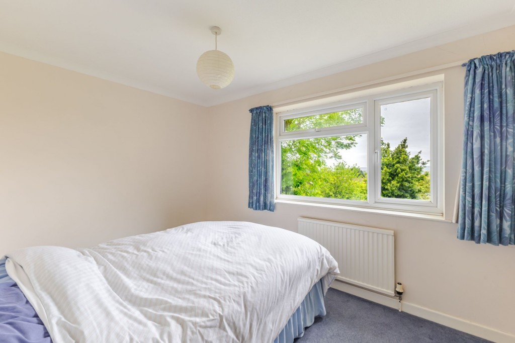 Uncombe Close, Backwell, BS48