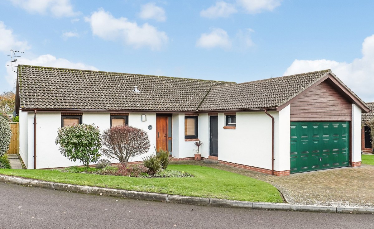 Karen Drive, Backwell, BS48