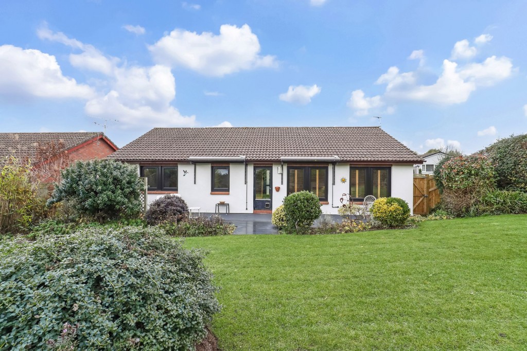 Karen Drive, Backwell, BS48