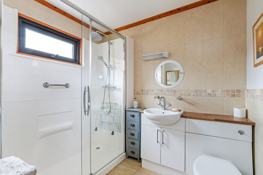 Karen Drive, Backwell, BS48