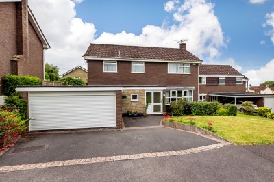 Uncombe Close, Backwell, BS48