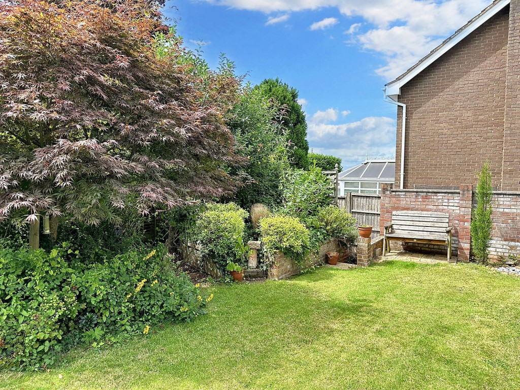 Uncombe Close, Backwell, BS48