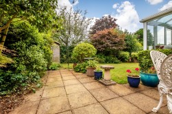 Uncombe Close, Backwell, BS48