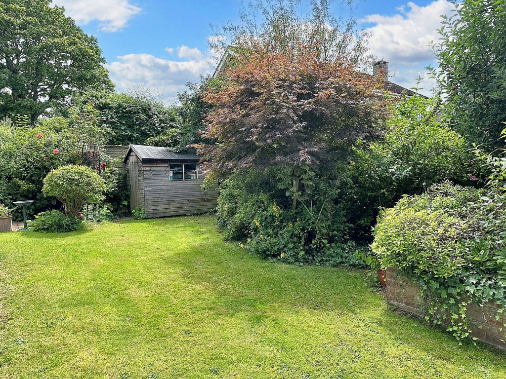 Uncombe Close, Backwell, BS48