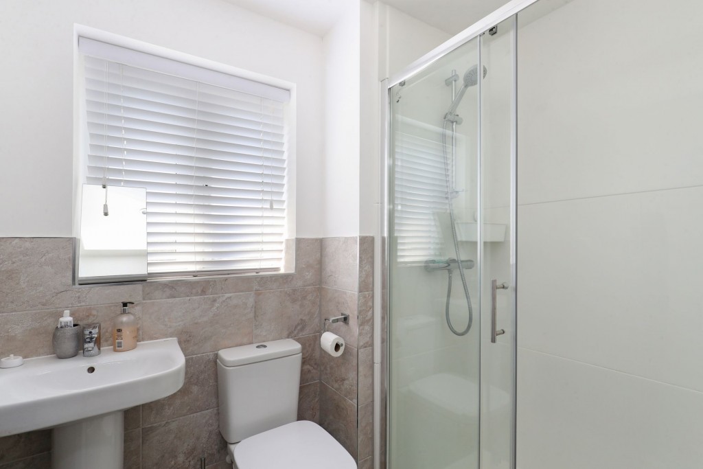 Colliers Gardens, Backwell, BS48