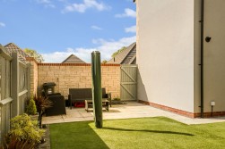 Colliers Gardens, Backwell, BS48
