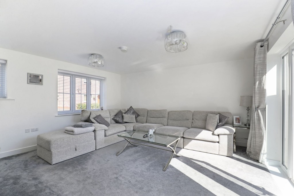 Colliers Gardens, Backwell, BS48