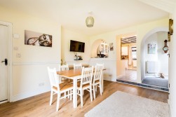 Bridgwater Road, Felton, BS40