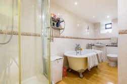 Bridgwater Road, Felton, BS40