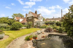 Farleigh Road, Backwell, BS48