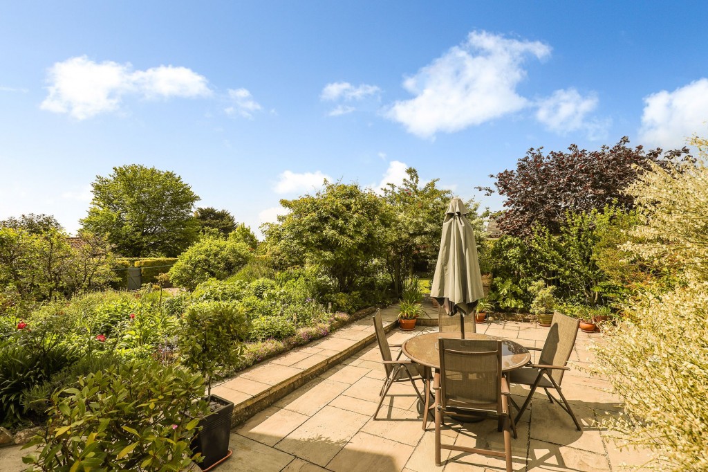 Farleigh Road, Backwell, BS48