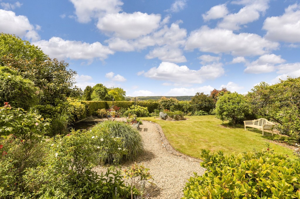 Farleigh Road, Backwell, BS48
