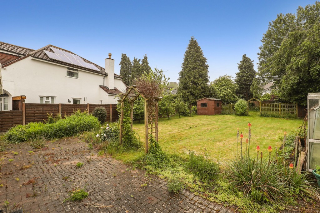 Farleigh Road, Backwell, BS48