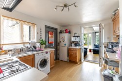 Westfield Close, Backwell, BS48