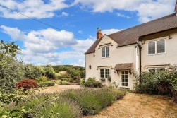 Bristol Road, Wraxall, BS48