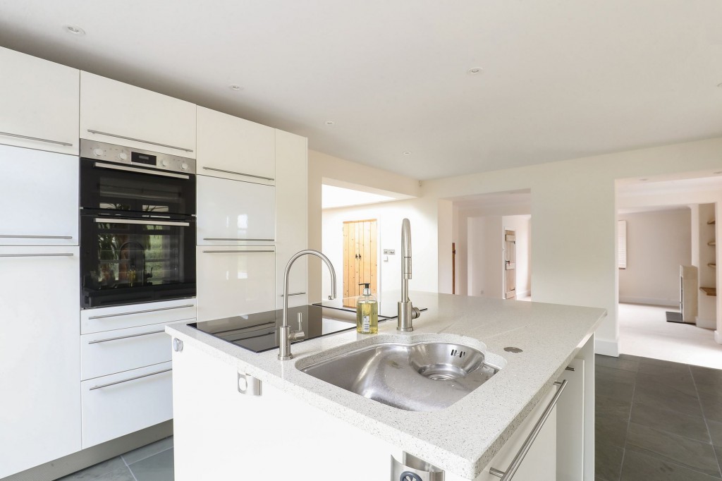 Bristol Road, Wraxall, BS48