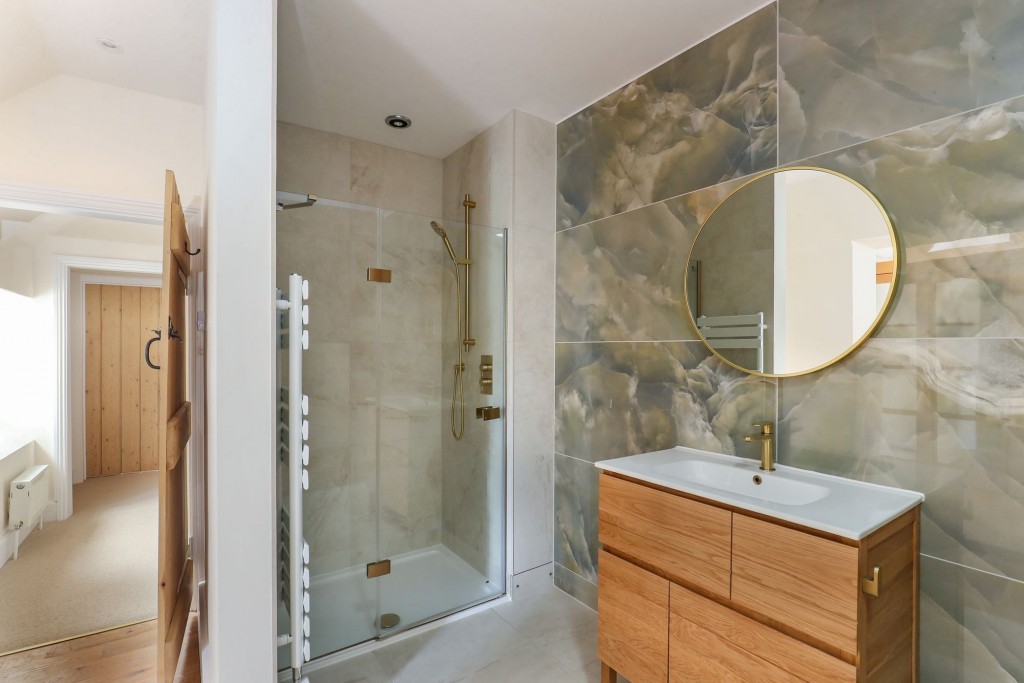 Bristol Road, Wraxall, BS48